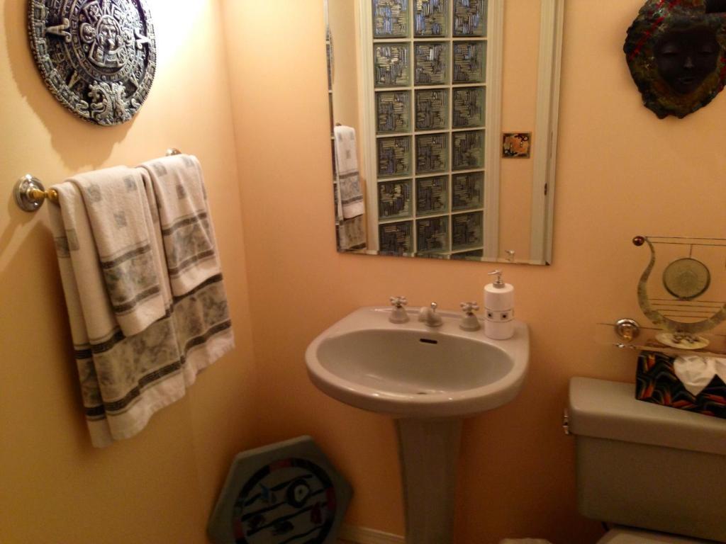Redwood Meadows Bed And Breakfast Bragg Creek Екстер'єр фото